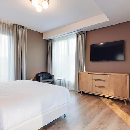 Syndicate Aparthotel *