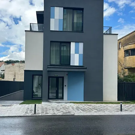 Syndicate Aparthotel *