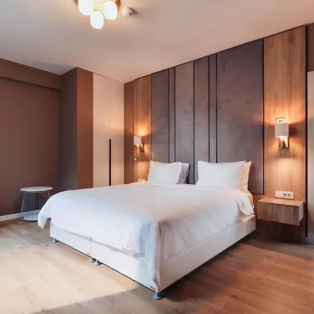 Syndicate Aparthotel 4*